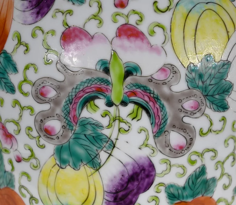 Important Vase à Couvercle en Porcelaine de Chine – Début XXe