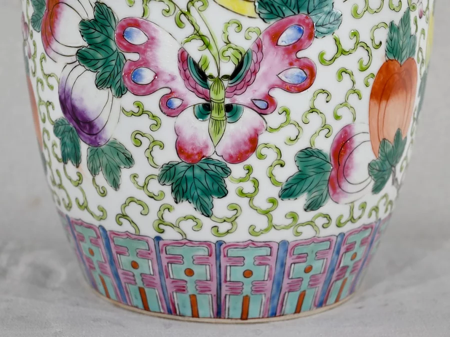 Important Vase à Couvercle en Porcelaine de Chine – Début XXe