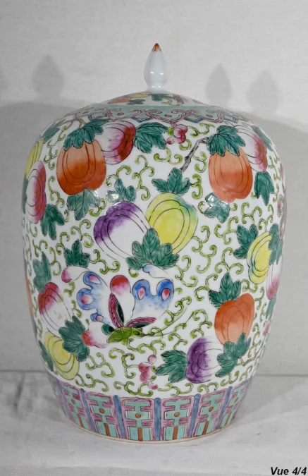 Important Vase à Couvercle en Porcelaine de Chine – Début XXe