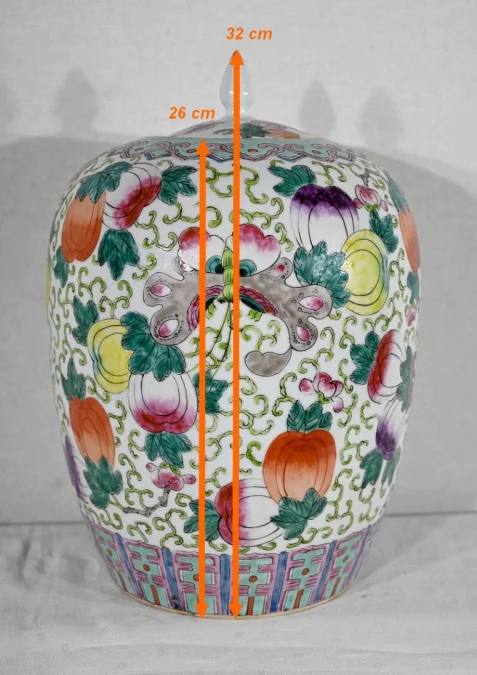 Important Vase à Couvercle en Porcelaine de Chine – Début XXe