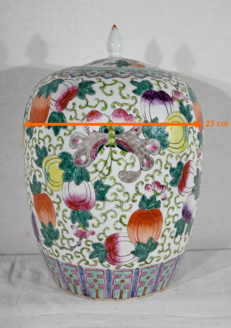 Important Vase à Couvercle en Porcelaine de Chine – Début XXe