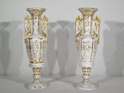 PAREJA DE JARRON DEL SIGLO XIX