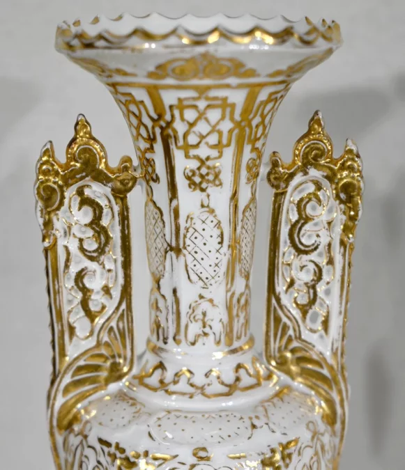 Paire de Vases en Porcelaine de Paris – Fin XIXe