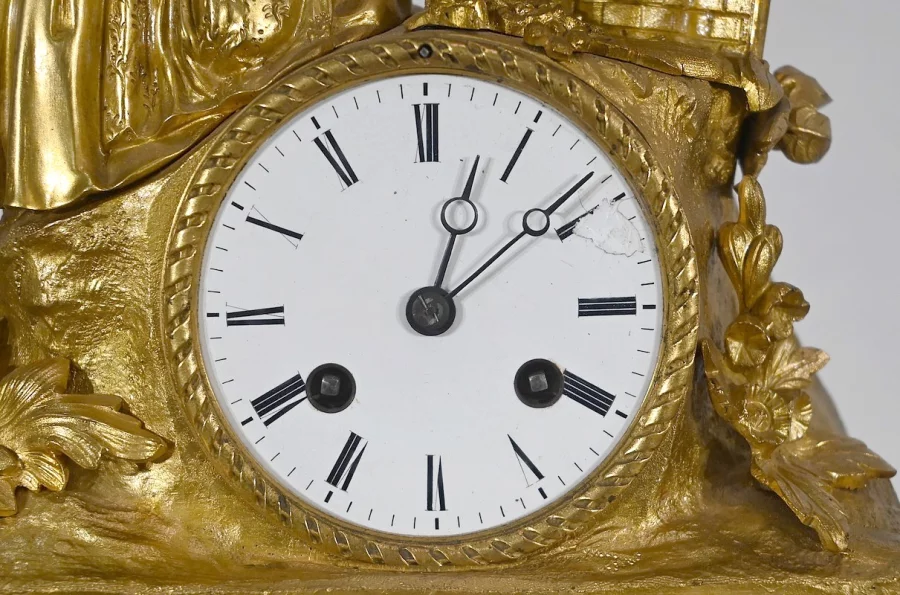 Pendule en bronze doré, époque Napoléon III – Milieu XIXe