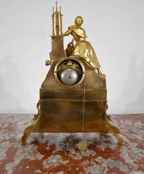 Pendule en bronze doré, époque Napoléon III – Milieu XIXe