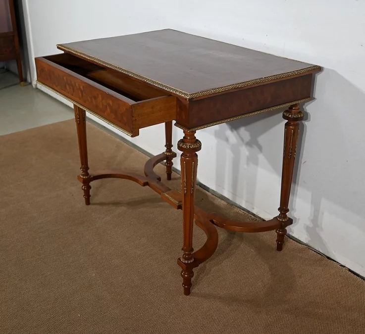 ESCRITORIO ESTILO LUIS XVI