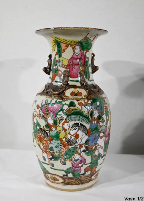 Paire de Vases en Porcelaine de Nankin, Chine – Fin XIXe