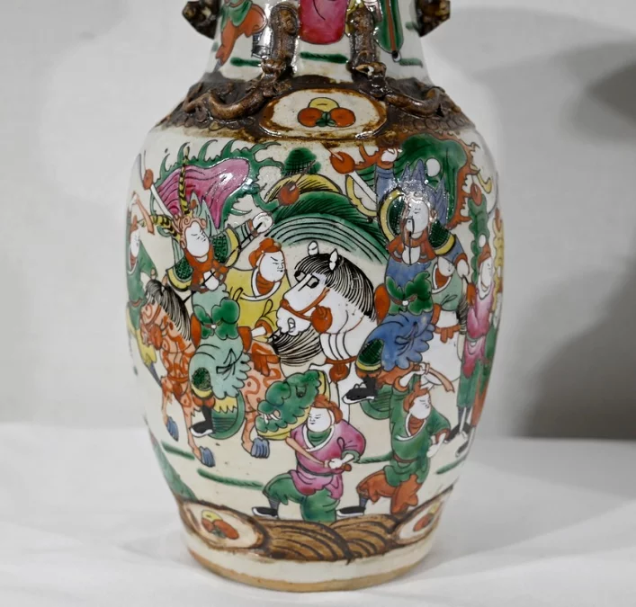 Paire de Vases en Porcelaine de Nankin, Chine – Fin XIXe