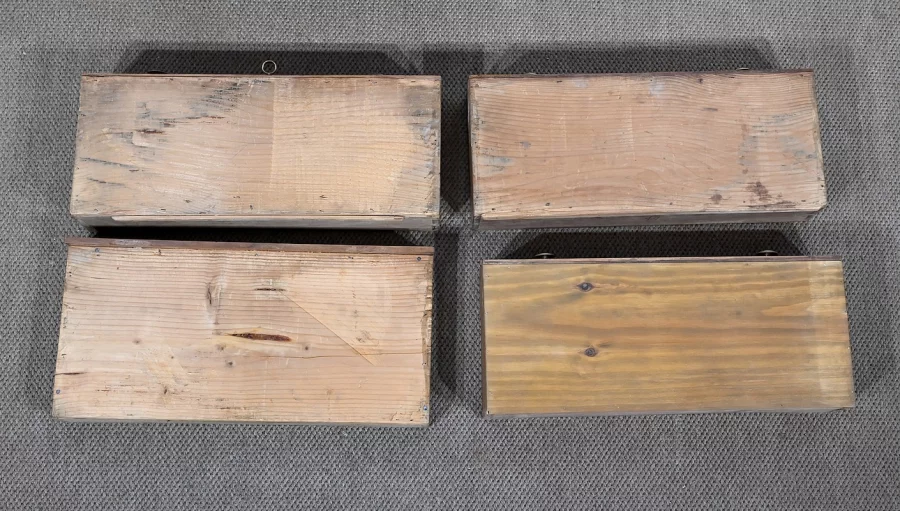 MINIATURKOMMODE AUS DER FRANZÖSISCHEN EMPIRE-ZEIT