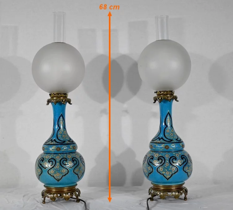 Paire de Lampes en Porcelaine et Bronze, époque Napoléon III – Milieu XIXe