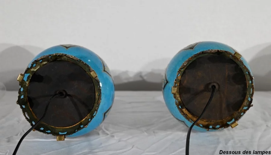 Paire de Lampes en Porcelaine et Bronze, époque Napoléon III – Milieu XIXe