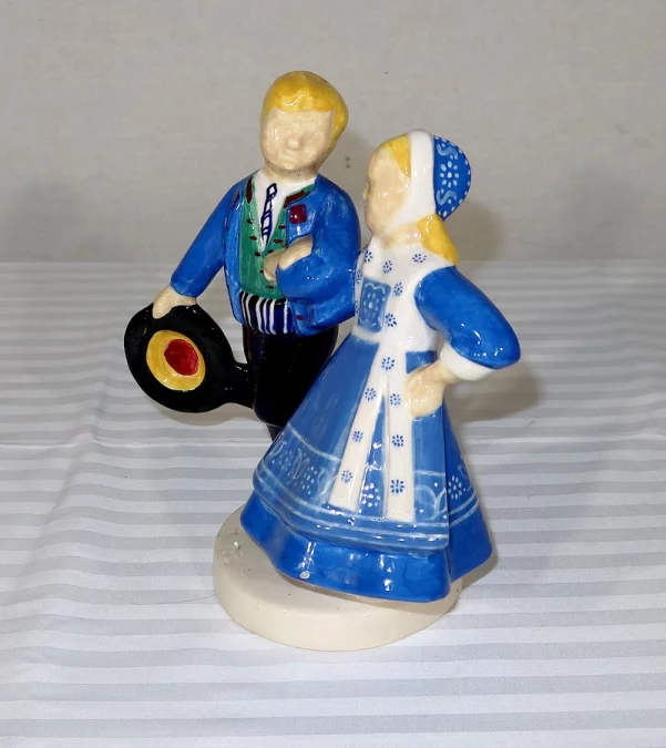 GRUPO FAIENCIA por ROBERT MICHEAU-VERNEZ