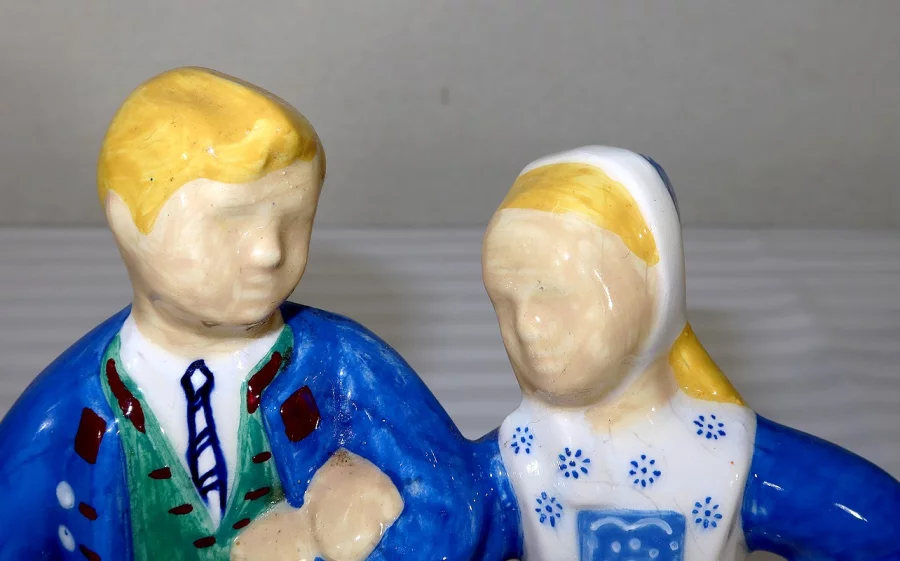 GRUPO FAIENCIA por ROBERT MICHEAU-VERNEZ