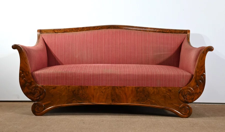 SOFÁ DE ESTILO DE RESTAURACIÓN FRANCESA