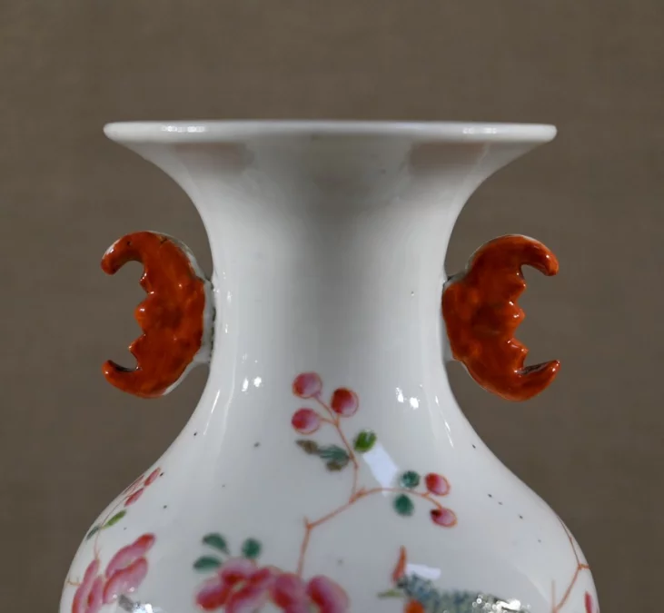 Vase en Porcelaine, Chine – Fin XIXe
