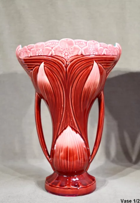 PAR DE JARRONES firmados DIGOIN SARREGUEMINES