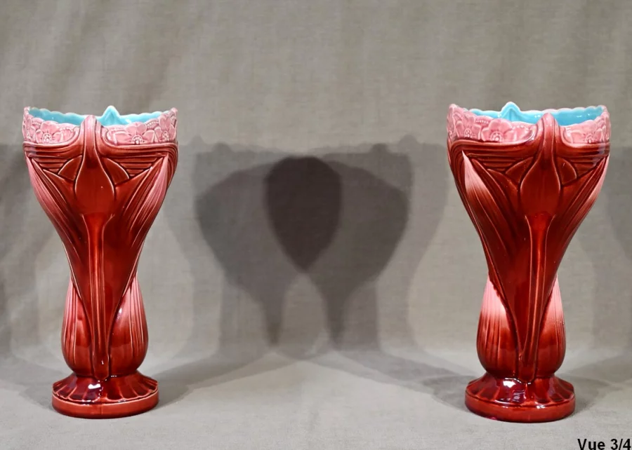 PAR DE JARRONES firmados DIGOIN SARREGUEMINES