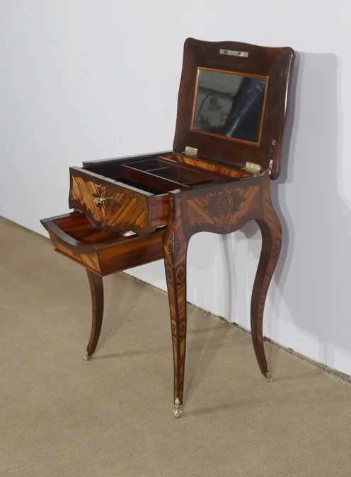 ARBEITSTISCH IM LOUIS-XV-STIL