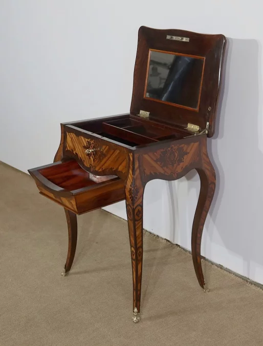 ARBEITSTISCH IM LOUIS-XV-STIL