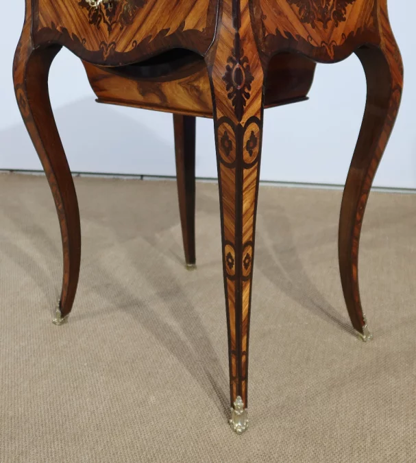 ARBEITSTISCH IM LOUIS-XV-STIL