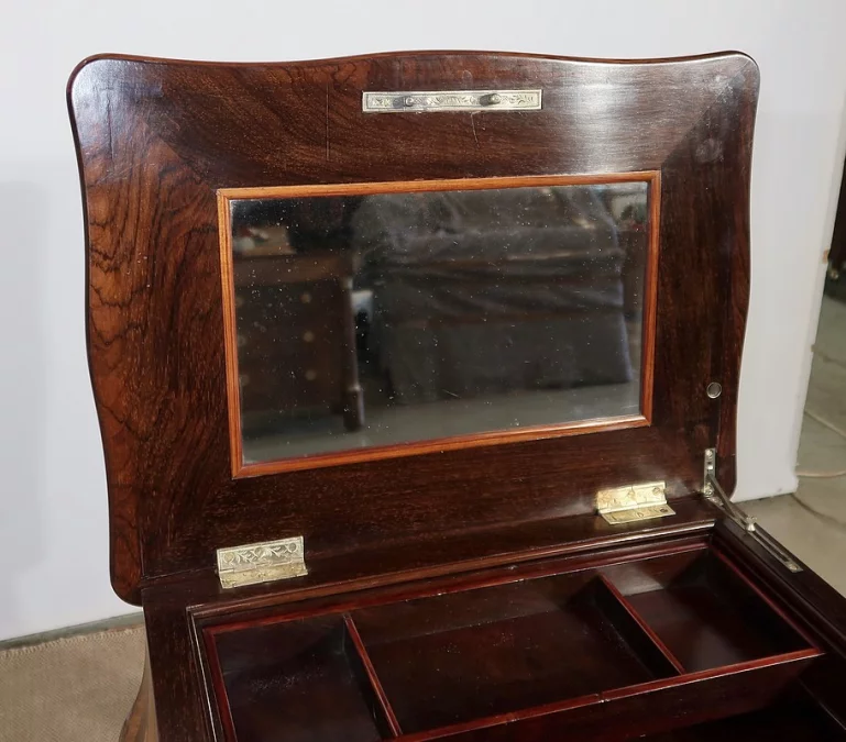 ARBEITSTISCH IM LOUIS-XV-STIL