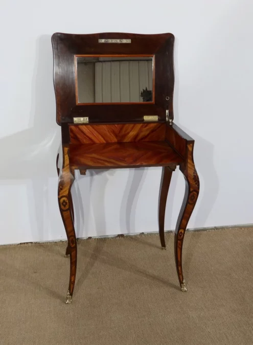 ARBEITSTISCH IM LOUIS-XV-STIL