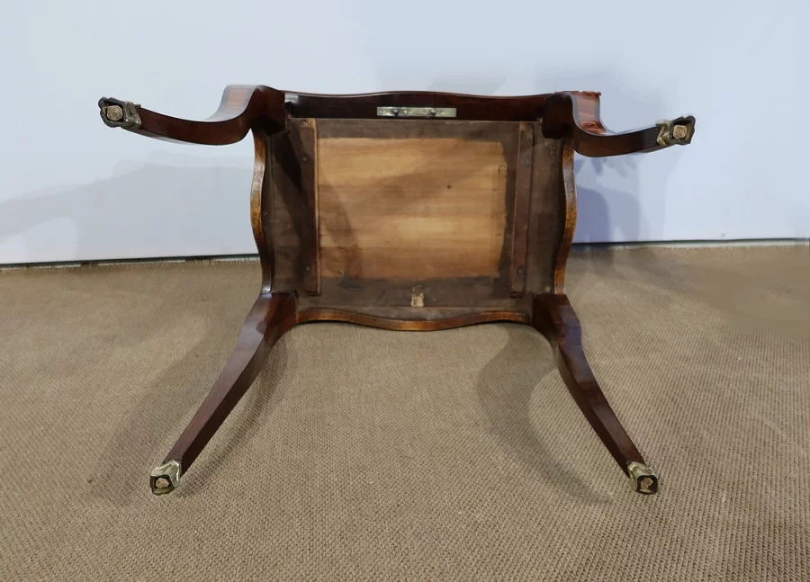 ARBEITSTISCH IM LOUIS-XV-STIL