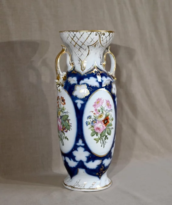 Important Vase en Porcelaine de Bayeux – Fin XIXe
