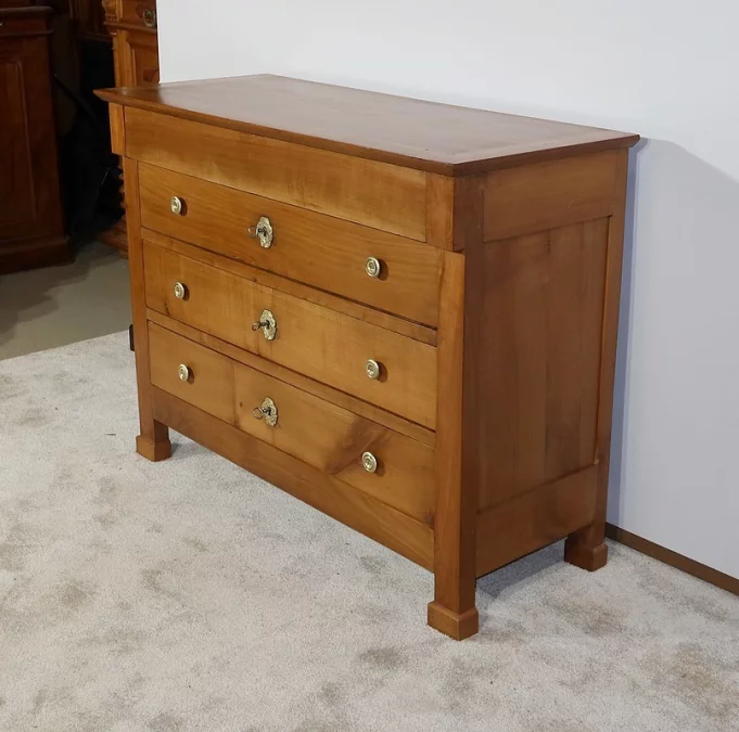 Petite Commode en Merisier massif, goût Directoire – 1ère partie du XIXe
