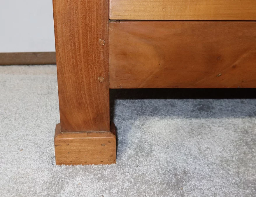 Petite Commode en Merisier massif, goût Directoire – 1ère partie du XIXe