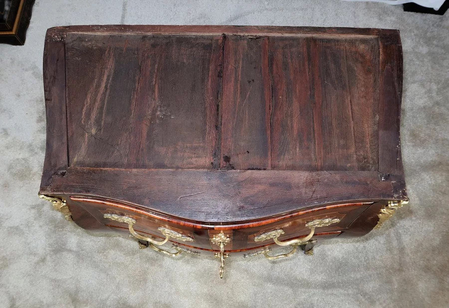 FRANZÖSISCHE KOMMODE DER ÜBERGANGSZEIT