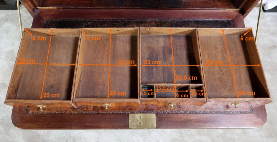 SEKRETÄR AUS DER ZEIT LOUIS XV