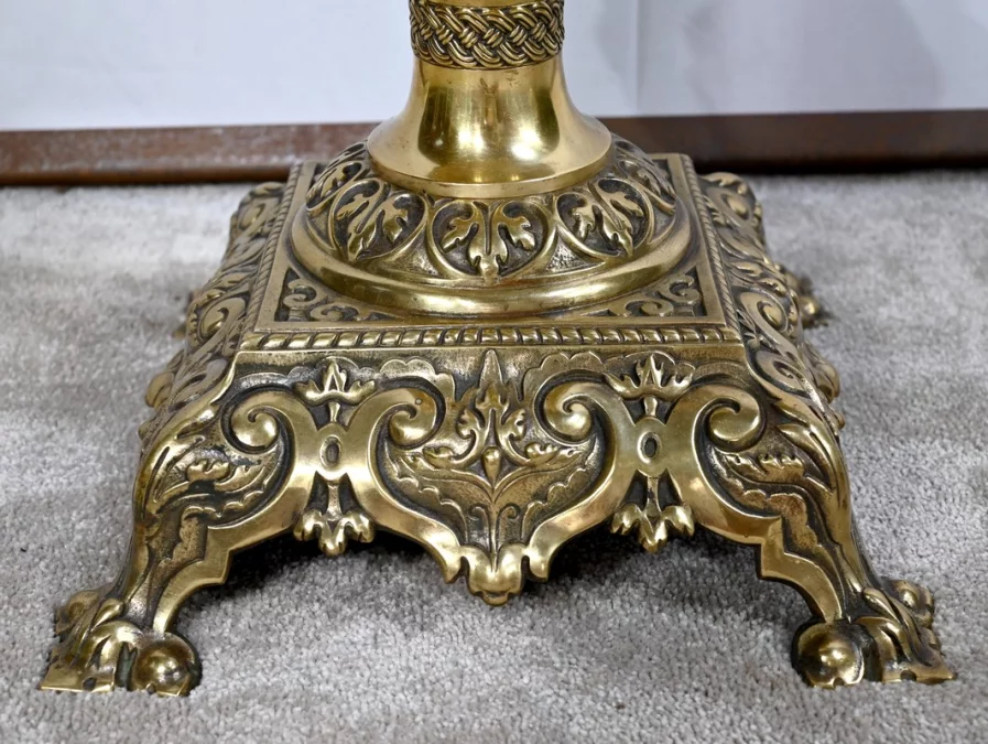 一对路易十六风格支架