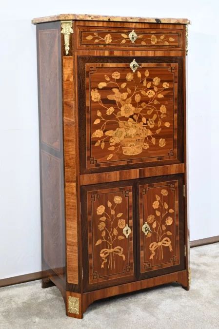 СЕКРЕТАР ПЕРИОДА ЛЮДОВИКА XVI