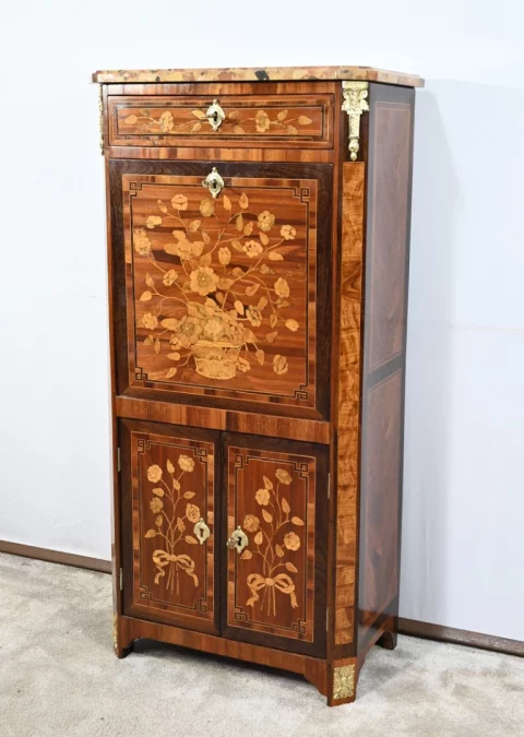 СЕКРЕТАР ПЕРИОДА ЛЮДОВИКА XVI