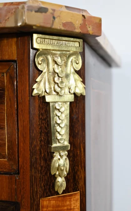 СЕКРЕТАР ПЕРИОДА ЛЮДОВИКА XVI