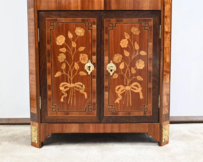 СЕКРЕТАР ПЕРИОДА ЛЮДОВИКА XVI