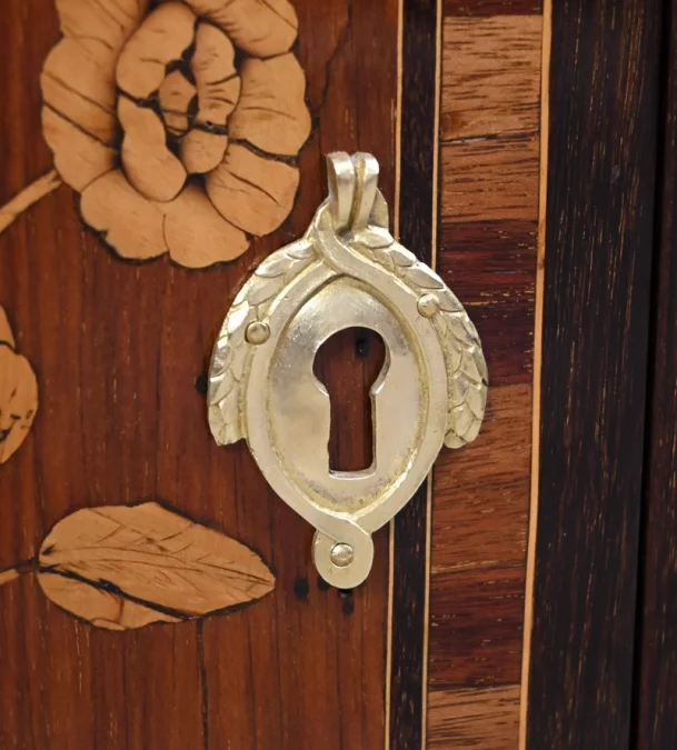 СЕКРЕТАР ПЕРИОДА ЛЮДОВИКА XVI