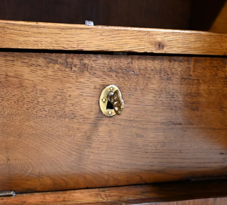 СЕКРЕТАР ПЕРИОДА ЛЮДОВИКА XVI