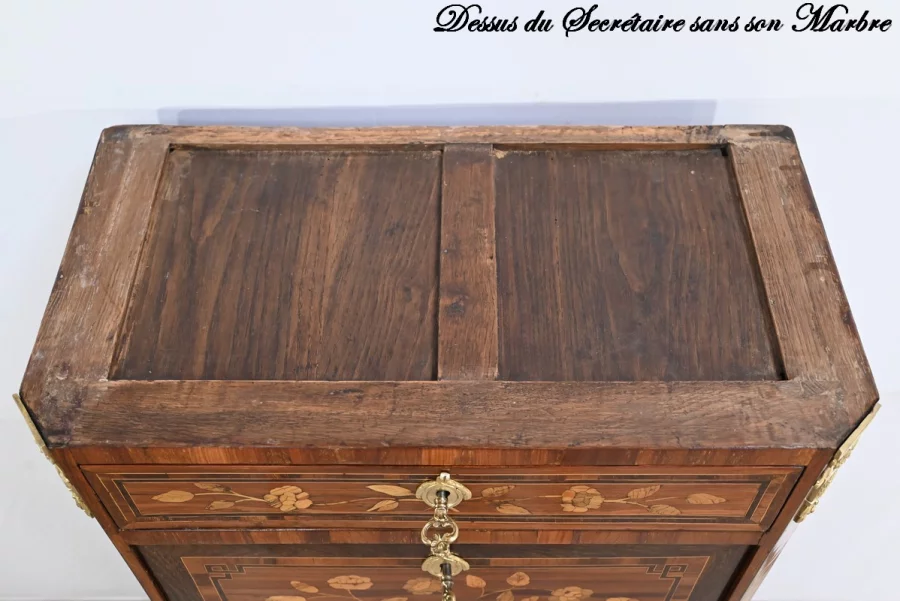 СЕКРЕТАР ПЕРИОДА ЛЮДОВИКА XVI