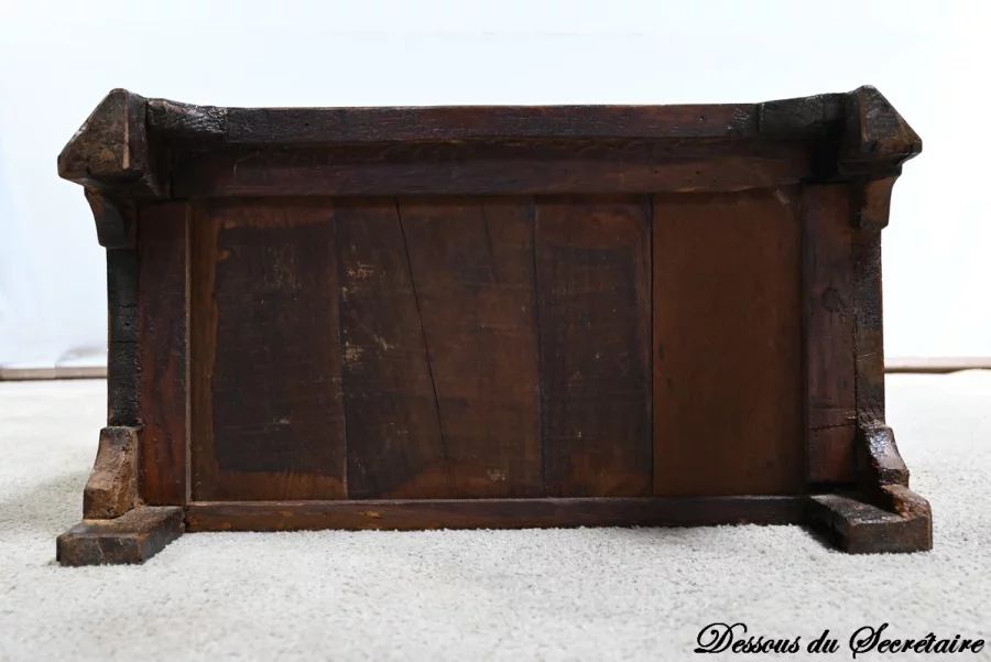 СЕКРЕТАР ПЕРИОДА ЛЮДОВИКА XVI