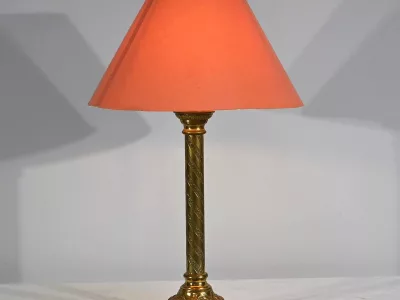 LÁMPARA DE BRONCE DORADO