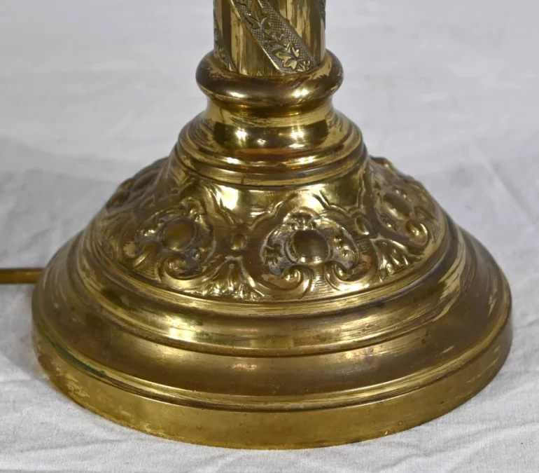 LÁMPARA DE BRONCE DORADO