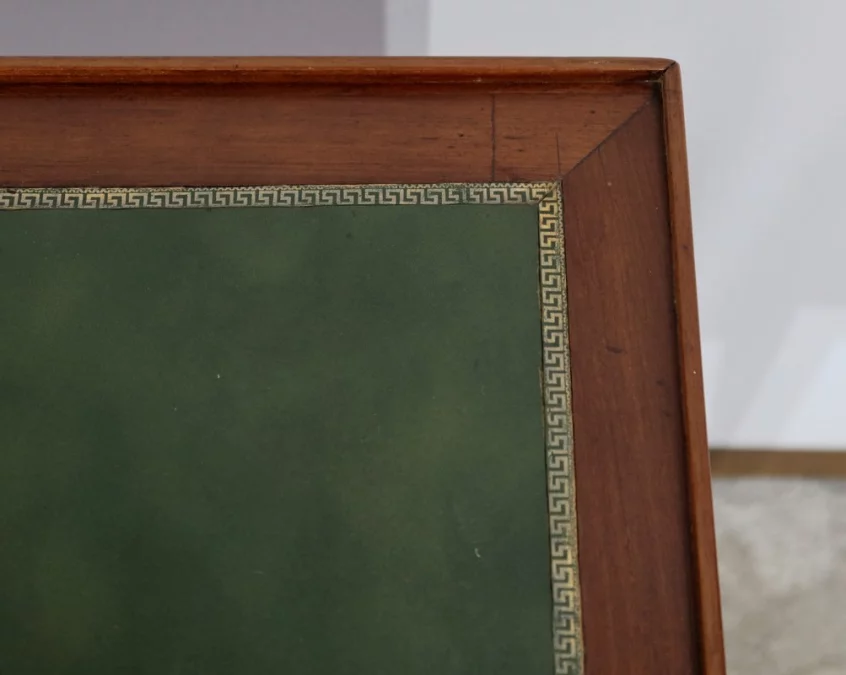 MESA DE ESCRITURA DEL PERIODO LUIS XVI