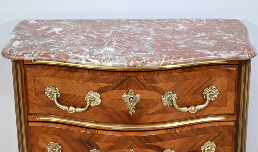 CÓMODA ESTILO LUIS XIV