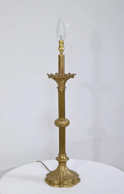 Important Flambeau en Bronze Doré – Fin XIXe