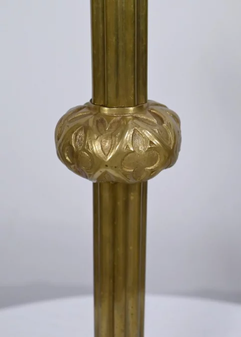 Important Flambeau en Bronze Doré – Fin XIXe