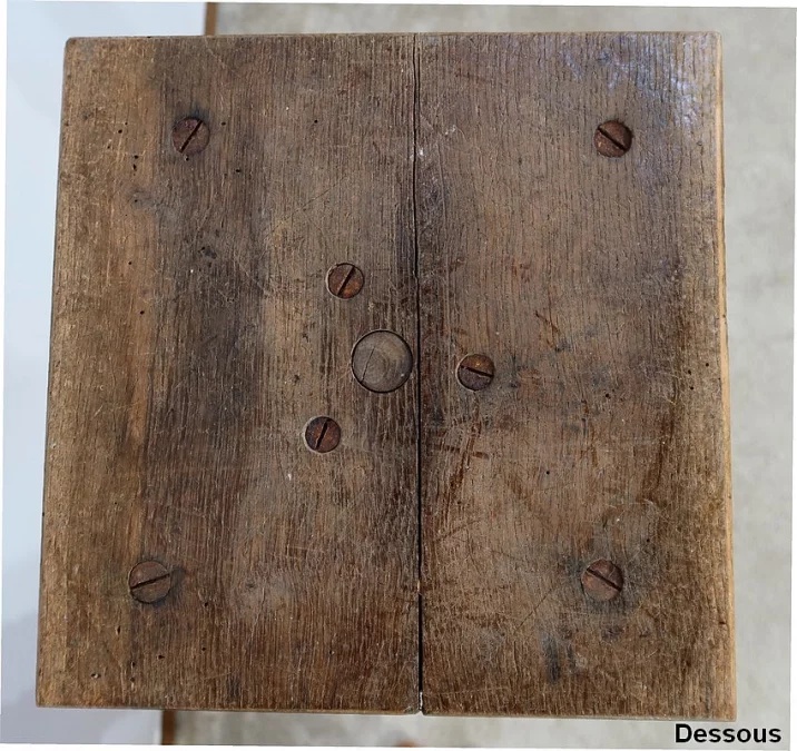 КОЛОННА ПЕРИОДА МОДЕРН