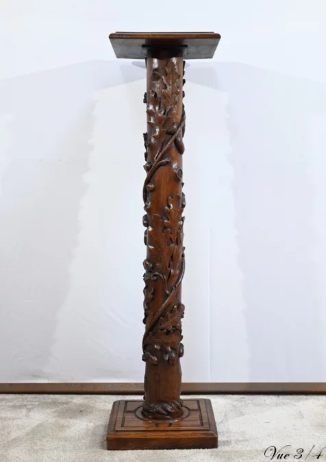 КОЛОННА ПЕРИОДА МОДЕРН