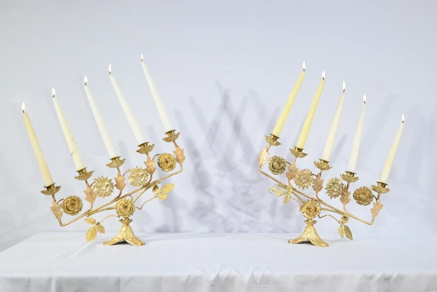 COPPIA DI CANDELABRI DA ALTARE